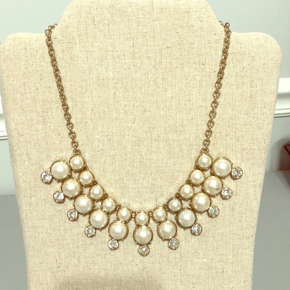 ANN TAYLOR NECKLACE